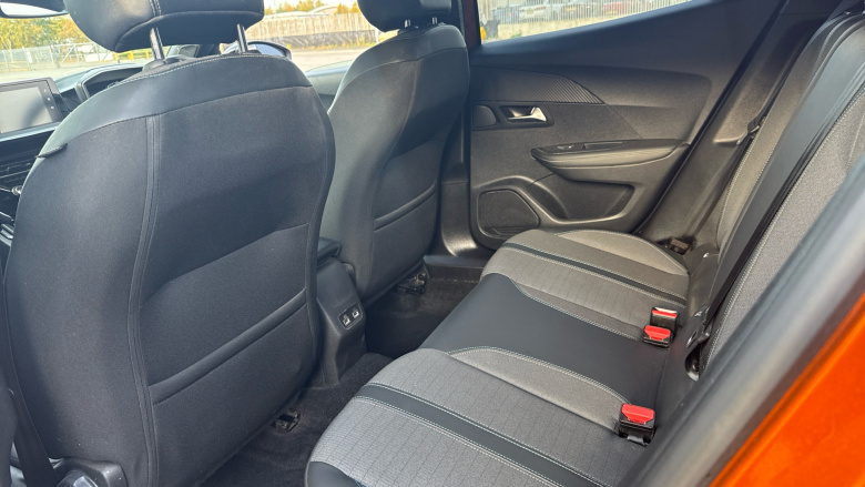 Peugeot 2008 1.2 PureTech Allure Premium+ 5dr Petrol Estate